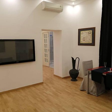Ferienwohnung La Dimora Dei Borbone Neapel Exterior foto