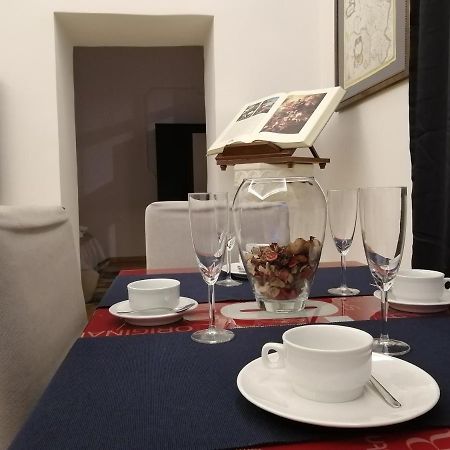 Ferienwohnung La Dimora Dei Borbone Neapel Exterior foto