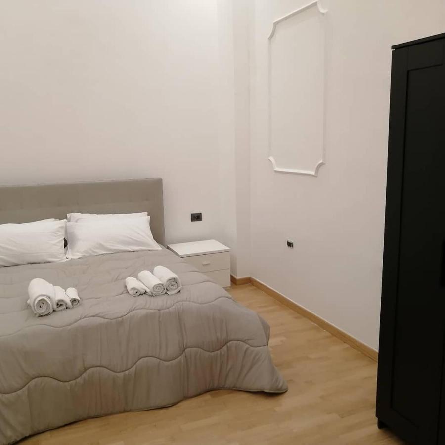 Ferienwohnung La Dimora Dei Borbone Neapel Exterior foto