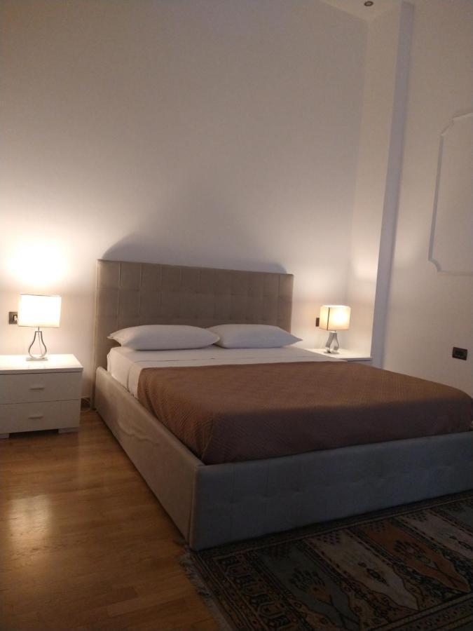 Ferienwohnung La Dimora Dei Borbone Neapel Exterior foto