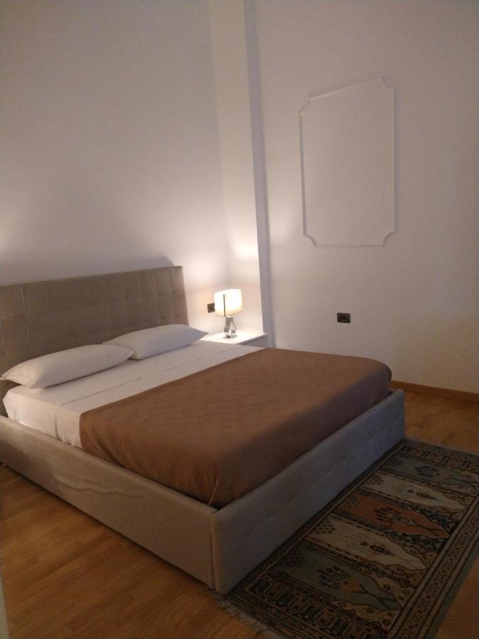 Ferienwohnung La Dimora Dei Borbone Neapel Exterior foto